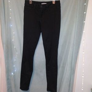 BLACK SKINNY JEANS